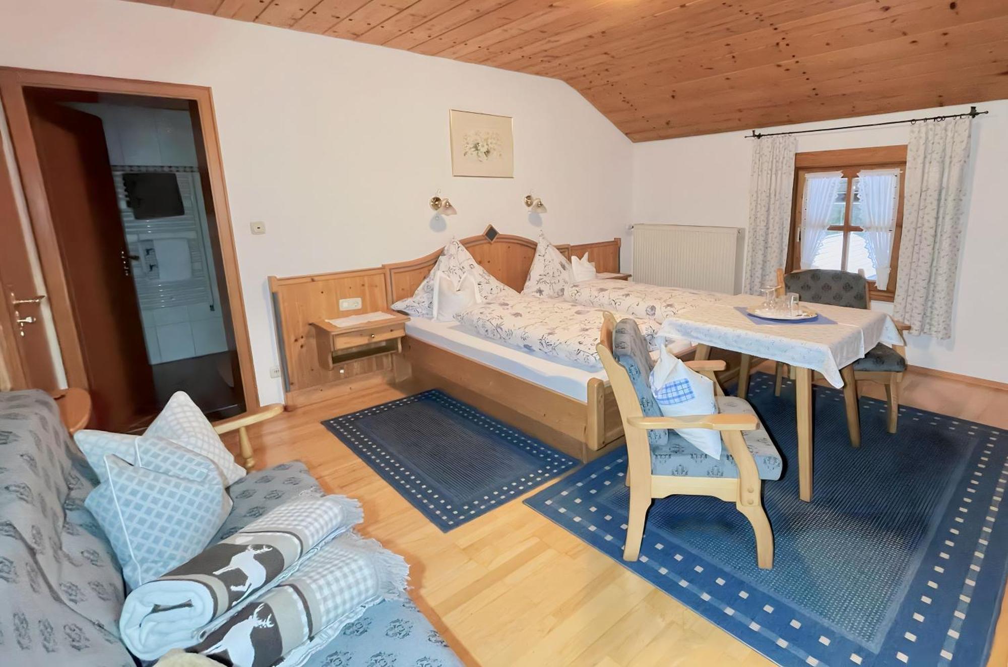 Gaestehaus Herbstbauernhof Siegsdorf Εξωτερικό φωτογραφία